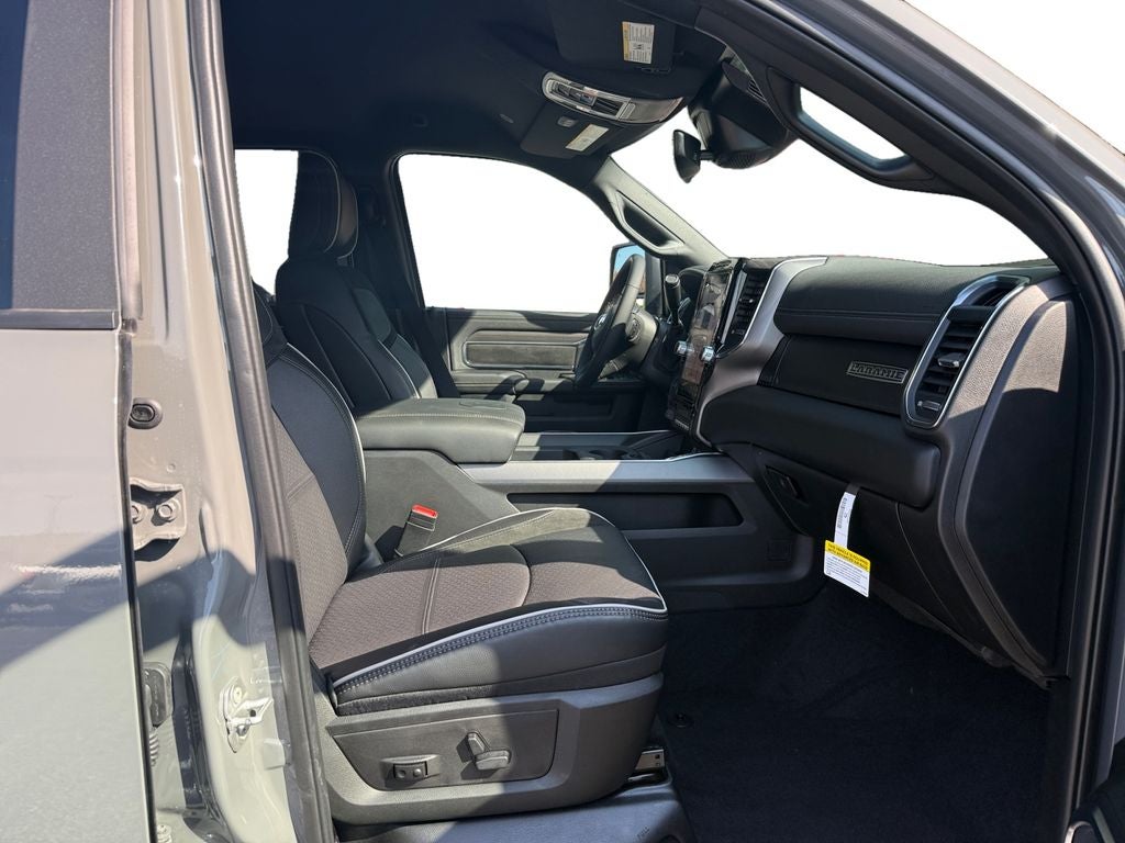 2026 RAM Ram 3500 RAM 3500 LARAMIE CREW CAB 4X4 8' BOX
