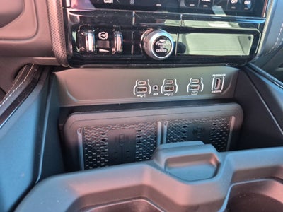 2026 RAM Ram 3500 RAM 3500 LIMITED MEGA CAB 4X4 6'4' BOX