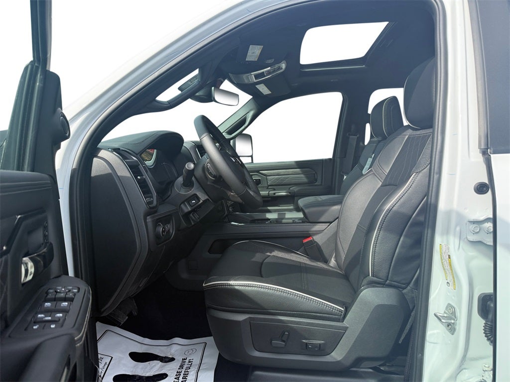 2026 RAM Ram 3500 RAM 3500 LIMITED CREW CAB 4X4 8' BOX