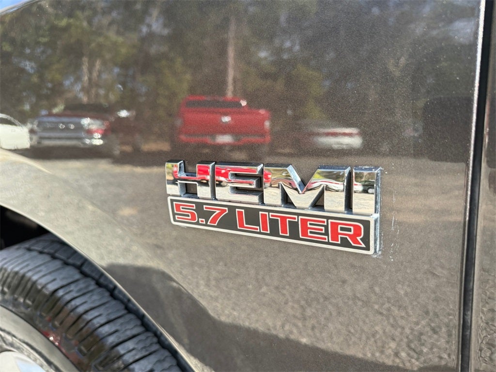 2019 RAM 1500 Classic Tradesman Crew Cab 4x2 5'7' Box