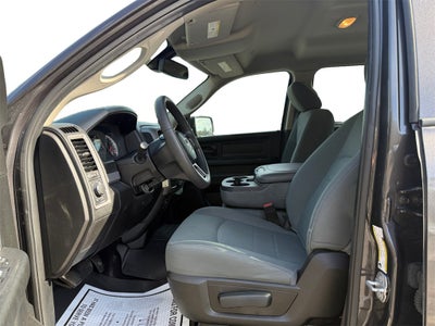 2019 RAM 1500 Classic Tradesman Crew Cab 4x2 5'7' Box