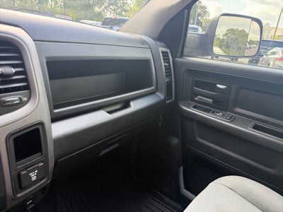 2021 RAM 1500 Classic Tradesman Crew Cab 4x4 5'7' Box