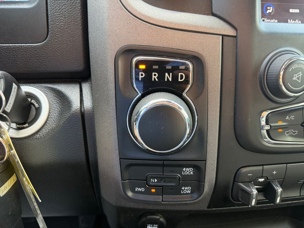 2021 RAM 1500 Classic Tradesman Crew Cab 4x4 5'7' Box