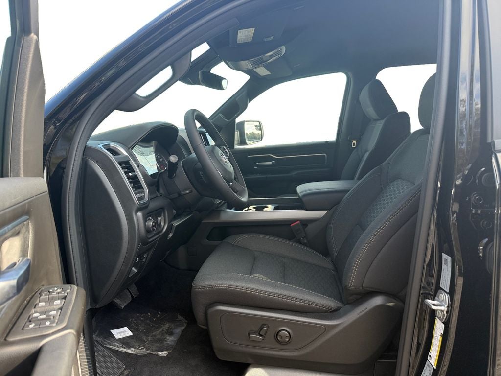 2026 RAM Ram 1500 RAM 1500 BIG HORN CREW CAB 4X2 5'7' BOX