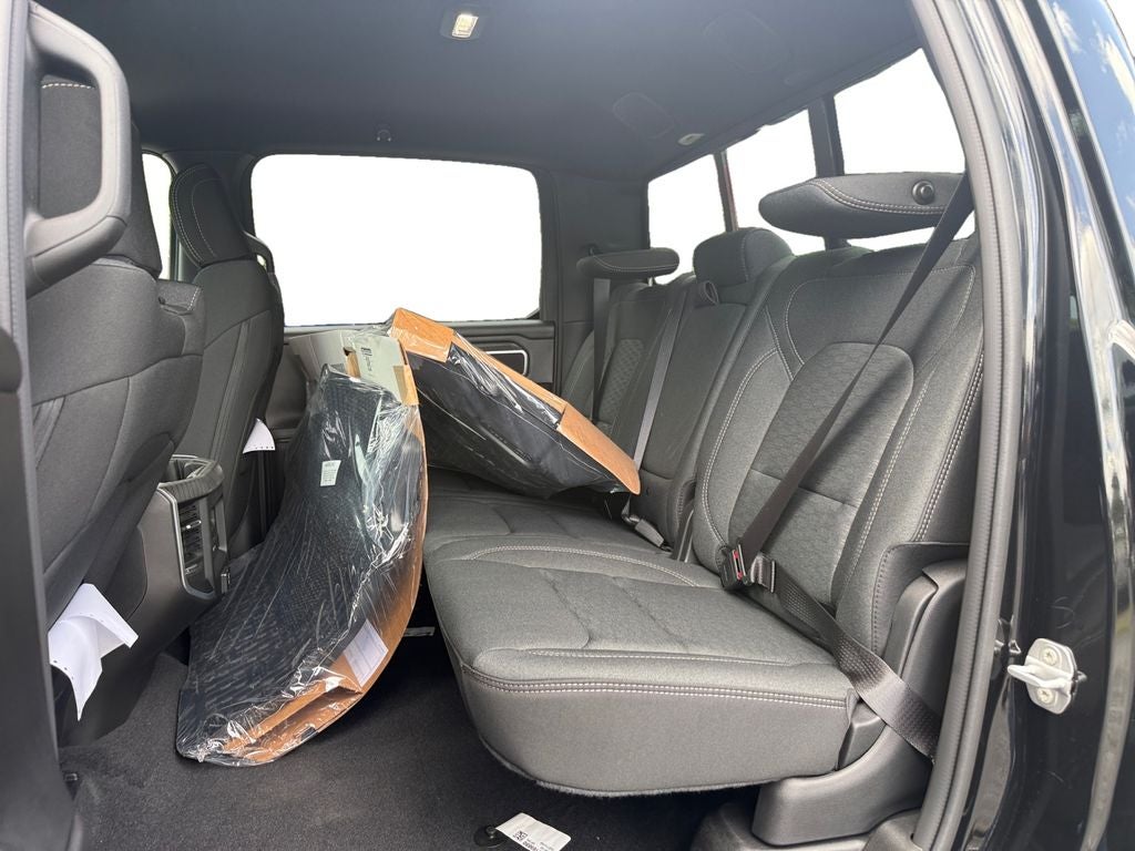 2026 RAM 1500 RAM 1500 BIG HORN CREW CAB 4X2 5'7' BOX