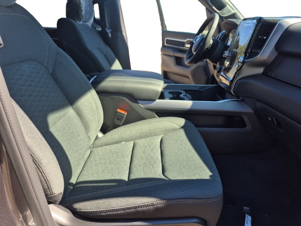 2026 RAM Ram 1500 RAM 1500 BIG HORN CREW CAB 4X2 5'7' BOX