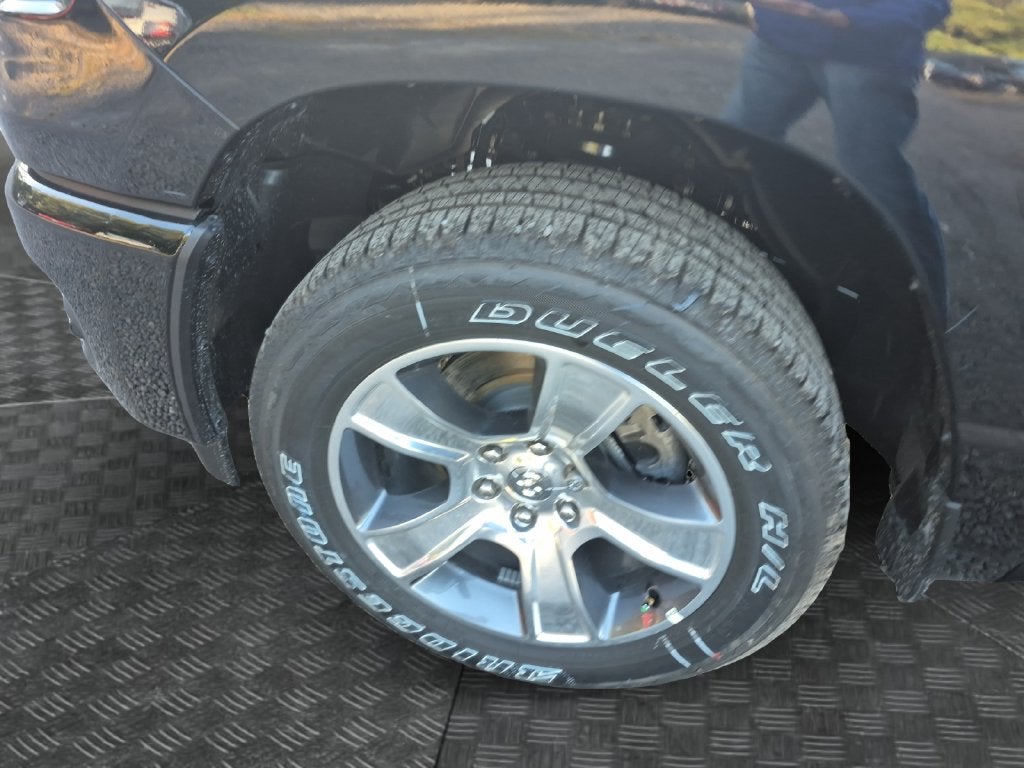 2026 RAM Ram 1500 RAM 1500 EXPRESS CREW CAB 4X2 5'7' BOX