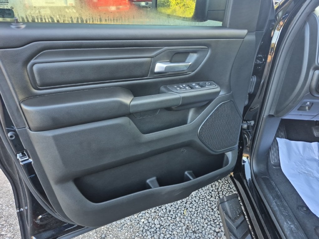 2026 RAM Ram 1500 RAM 1500 EXPRESS CREW CAB 4X2 5'7' BOX