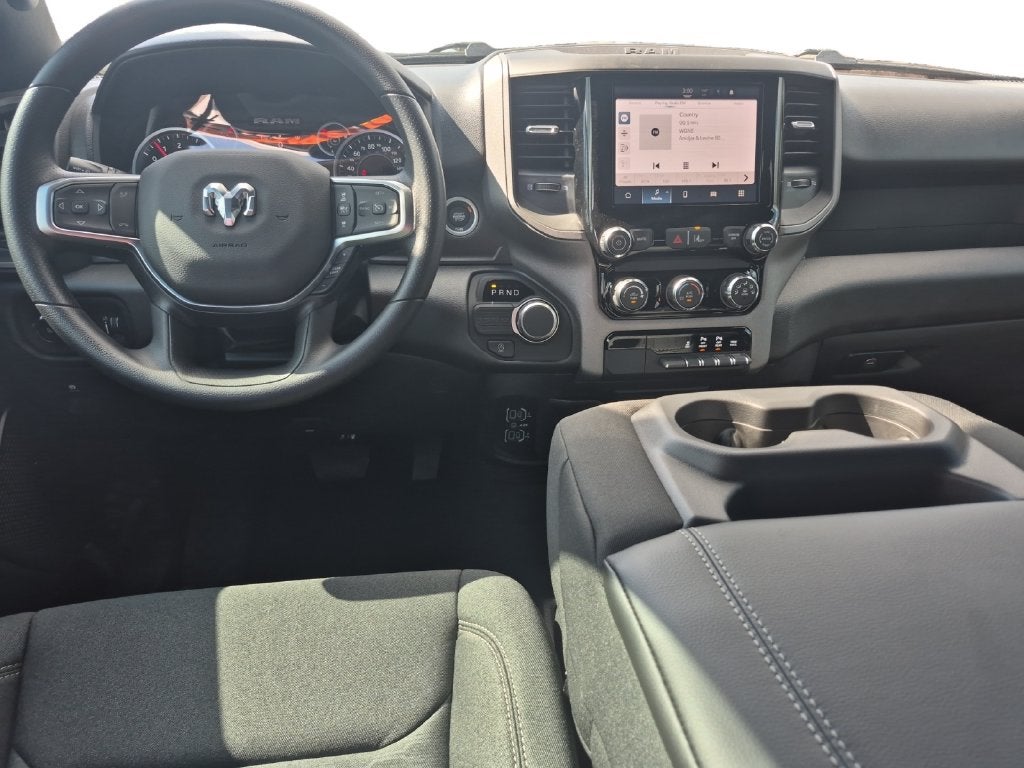 2027 RAM Ram 1500 RAM 1500 TRADESMAN CREW CAB 4X2 5'7' BOX