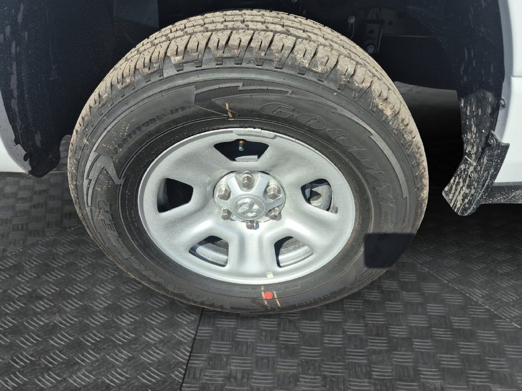 2027 RAM Ram 1500 RAM 1500 TRADESMAN CREW CAB 4X2 5'7' BOX
