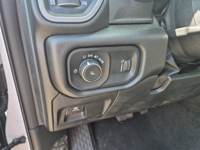 2027 RAM Ram 1500 RAM 1500 TRADESMAN CREW CAB 4X2 5'7' BOX
