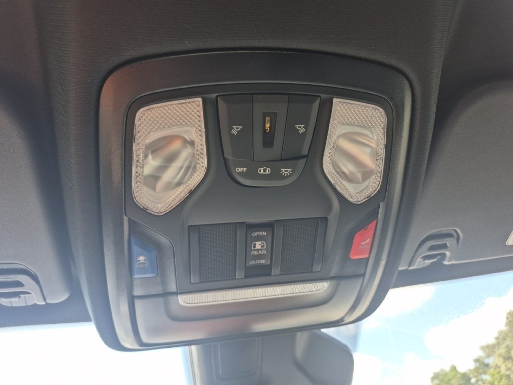 2027 RAM Ram 1500 RAM 1500 TRADESMAN CREW CAB 4X2 5'7' BOX