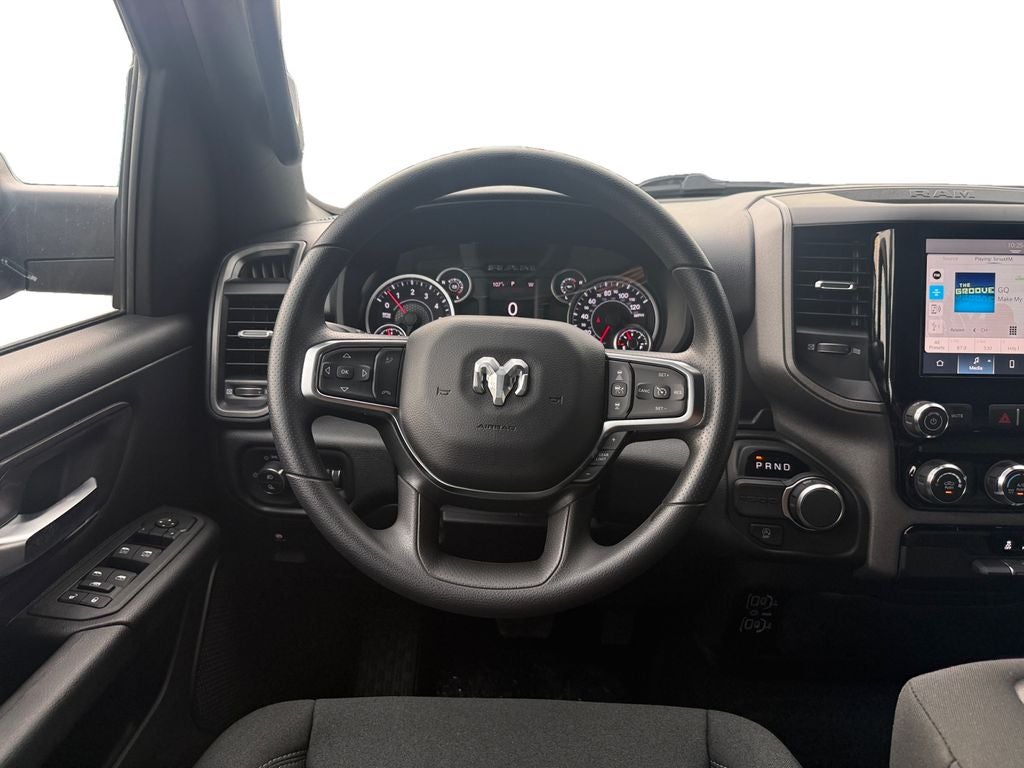 2026 RAM 1500 RAM 1500 EXPRESS CREW CAB 4X2 5'7' BOX