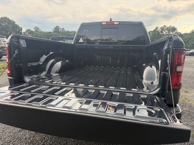 2026 RAM 1500 RAM 1500 EXPRESS CREW CAB 4X2 5'7' BOX
