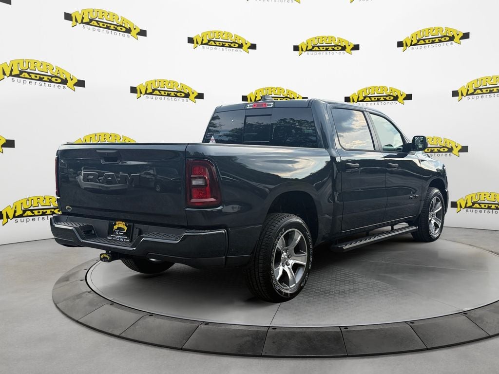 2026 RAM 1500 RAM 1500 EXPRESS CREW CAB 4X2 5'7' BOX