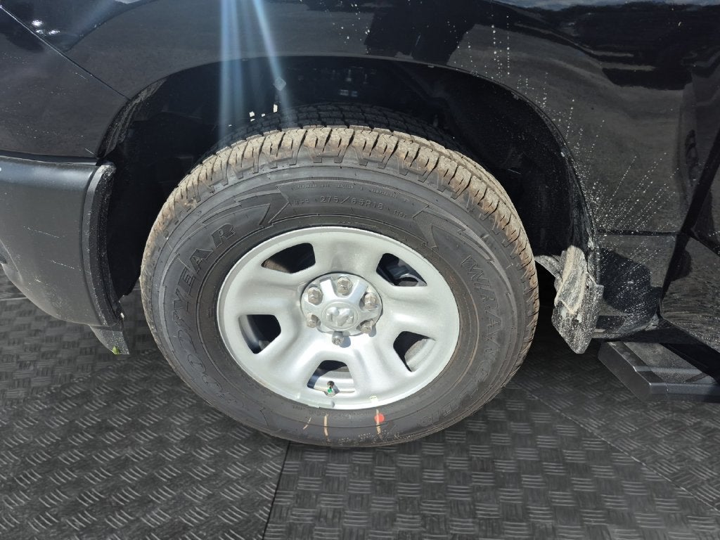 2027 RAM Ram 1500 RAM 1500 TRADESMAN CREW CAB 4X2 5'7' BOX