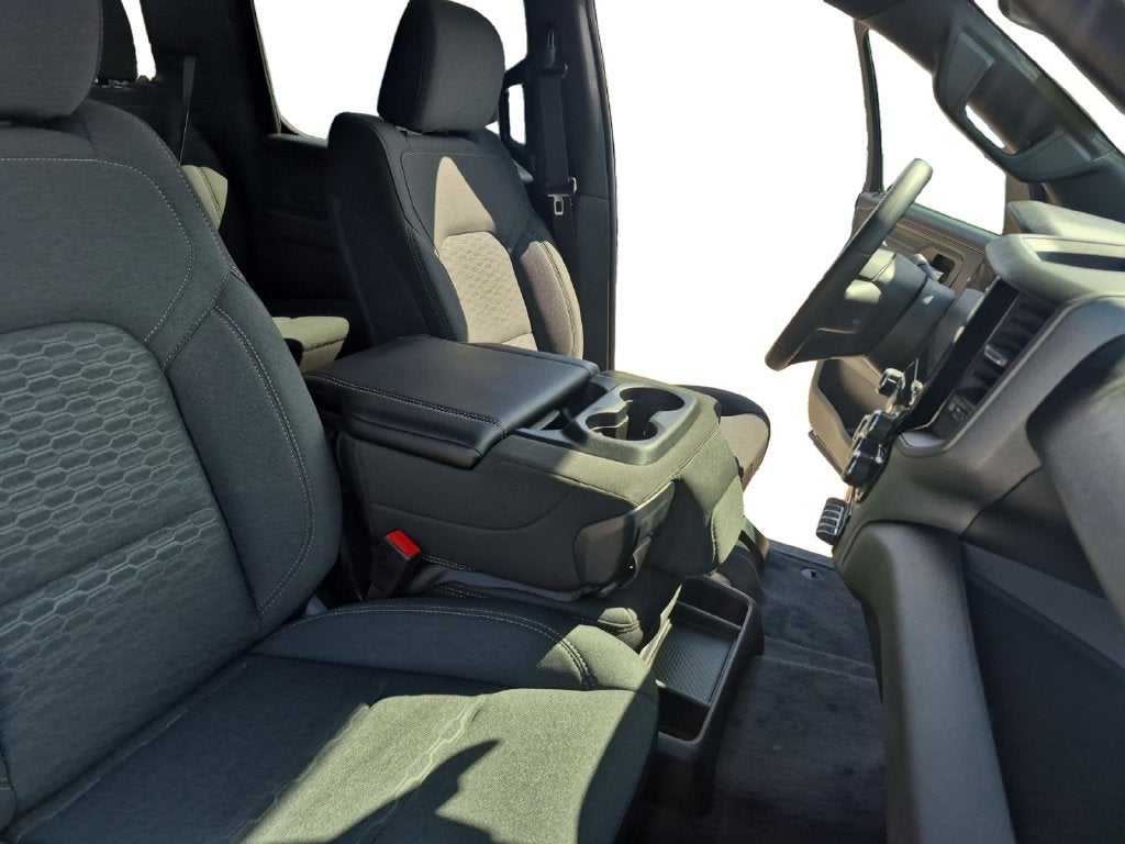 2027 RAM Ram 1500 RAM 1500 TRADESMAN CREW CAB 4X2 5'7' BOX