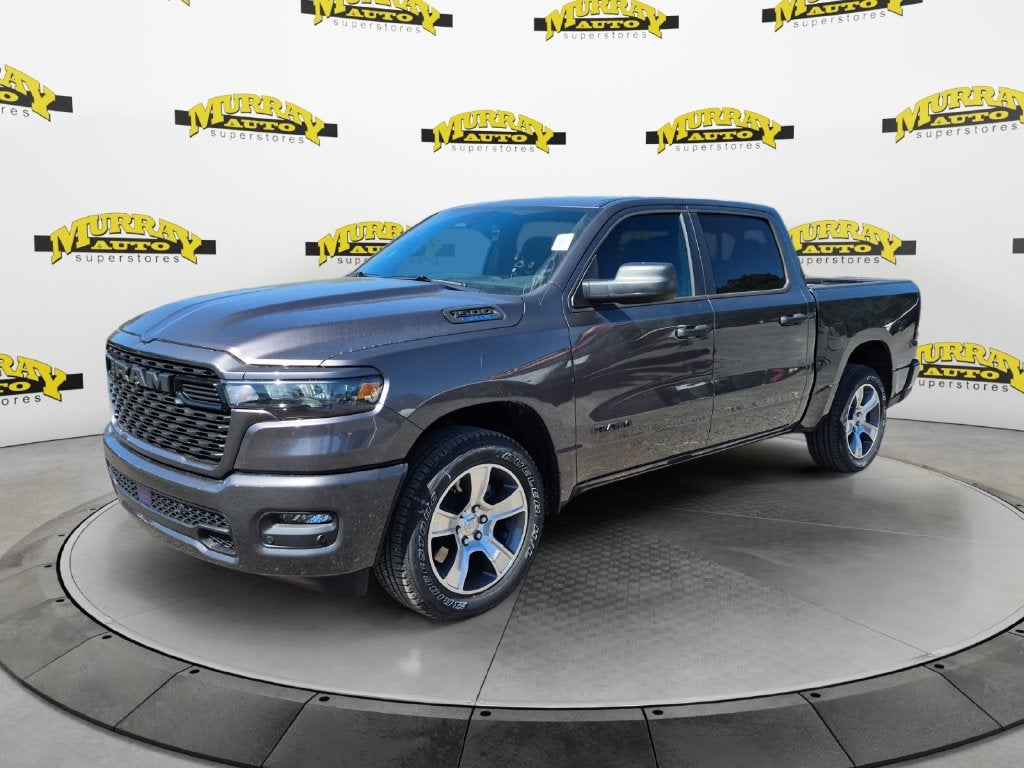 2027 RAM Ram 1500 RAM 1500 EXPRESS CREW CAB 4X2 5'7' BOX