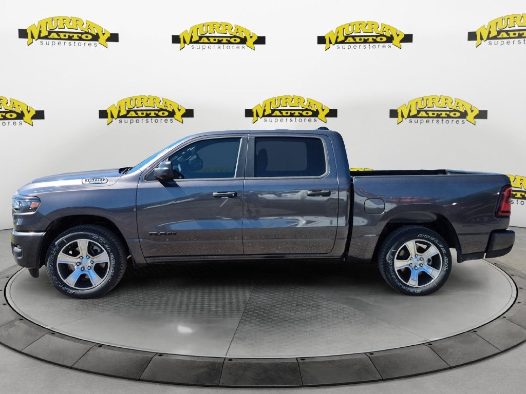 2027 RAM Ram 1500 RAM 1500 EXPRESS CREW CAB 4X2 5'7' BOX