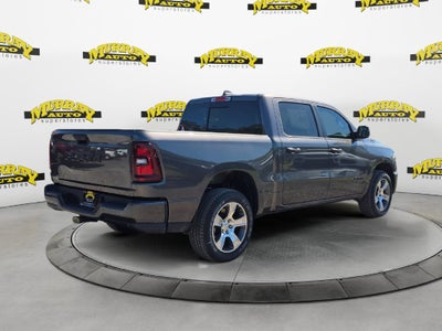 2027 RAM Ram 1500 RAM 1500 EXPRESS CREW CAB 4X2 5'7' BOX