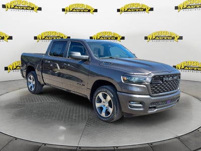 2027 RAM Ram 1500 RAM 1500 EXPRESS CREW CAB 4X2 5'7' BOX
