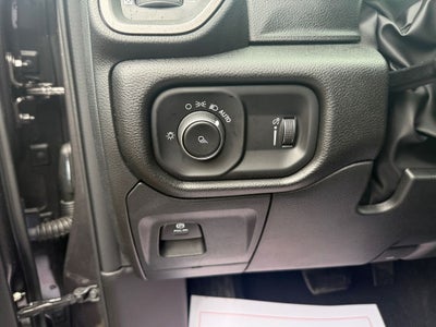 2026 RAM Ram 1500 RAM 1500 TRADESMAN CREW CAB 4X2 5'7' BOX