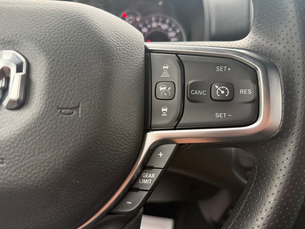 2026 RAM Ram 1500 RAM 1500 TRADESMAN CREW CAB 4X2 5'7' BOX