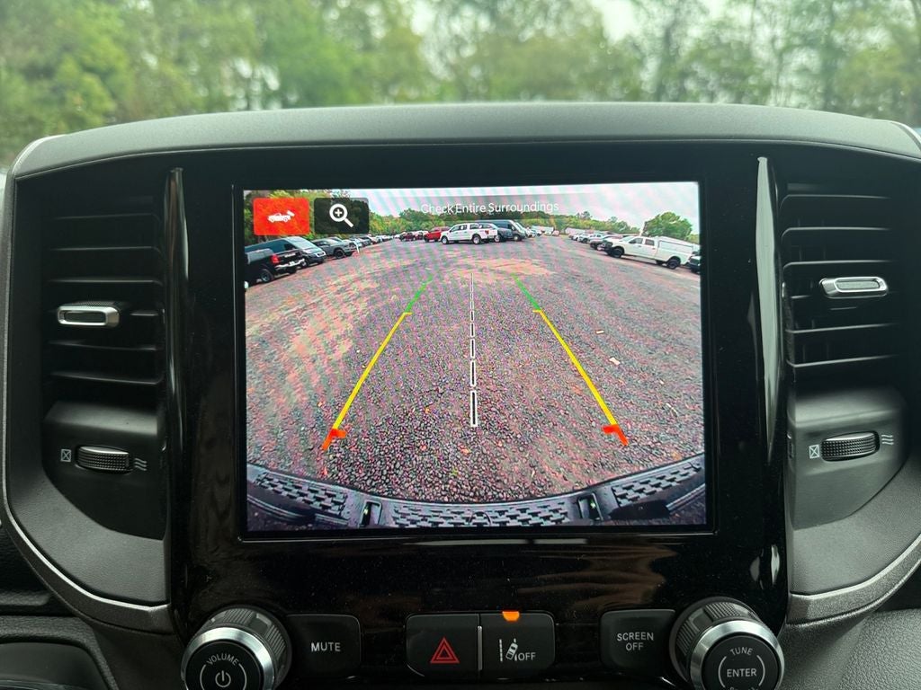 2026 RAM Ram 1500 RAM 1500 TRADESMAN CREW CAB 4X2 5'7' BOX