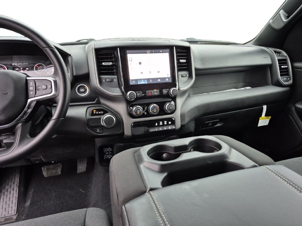 2026 RAM Ram 1500 RAM 1500 EXPRESS CREW CAB 4X2 5'7' BOX