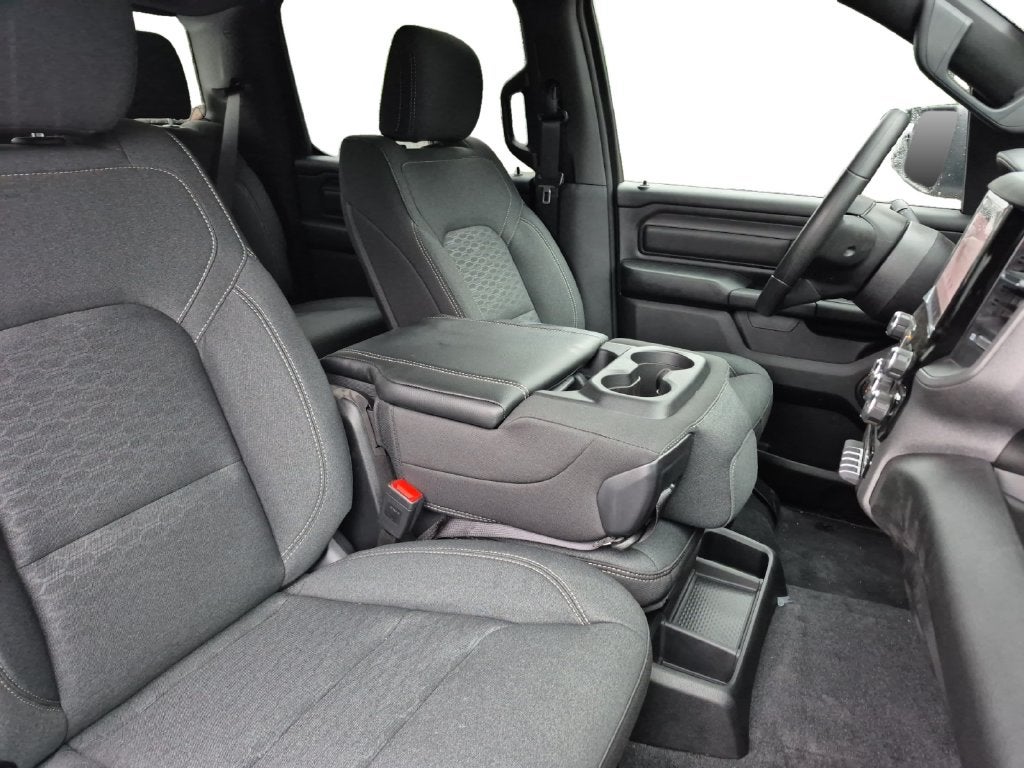 2026 RAM Ram 1500 RAM 1500 EXPRESS CREW CAB 4X2 5'7' BOX
