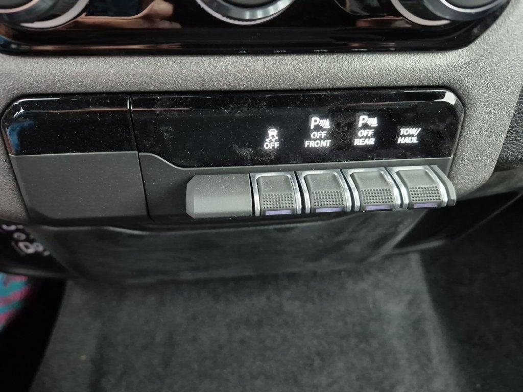 2026 RAM Ram 1500 RAM 1500 EXPRESS CREW CAB 4X2 5'7' BOX