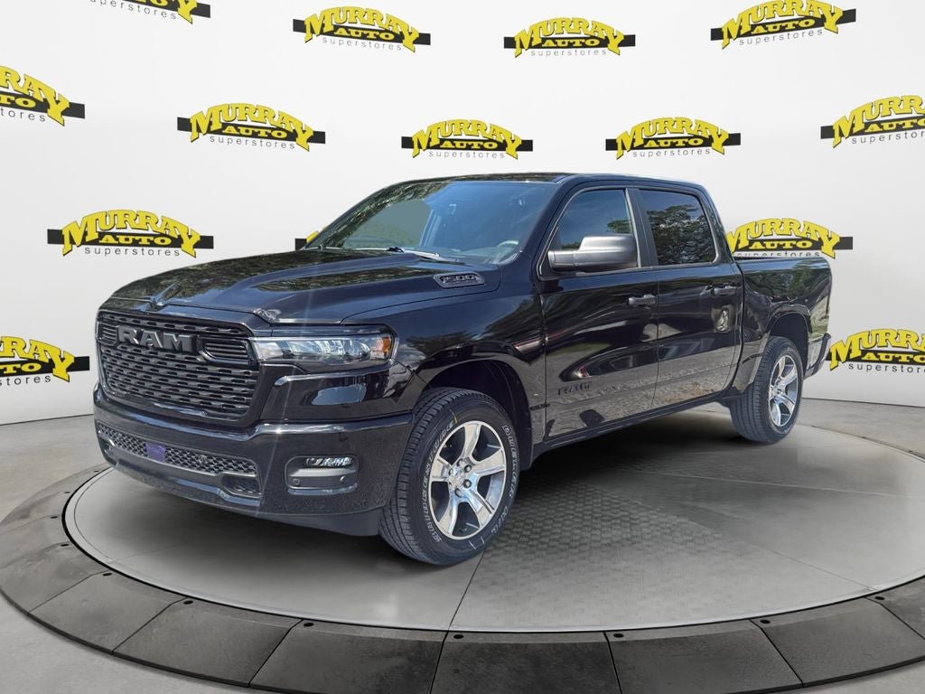 2026 RAM 1500 RAM 1500 EXPRESS CREW CAB 4X2 5'7' BOX