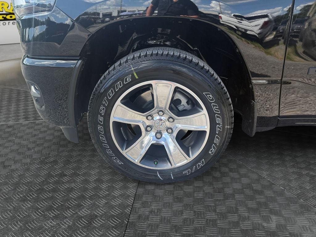 2026 RAM 1500 RAM 1500 EXPRESS CREW CAB 4X2 5'7' BOX