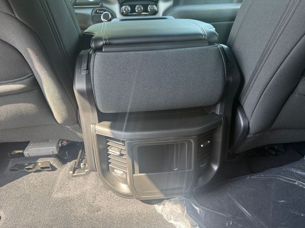 2026 RAM 1500 RAM 1500 EXPRESS CREW CAB 4X2 5'7' BOX