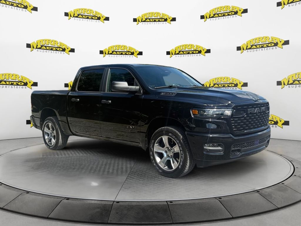 2026 RAM 1500 RAM 1500 EXPRESS CREW CAB 4X2 5'7' BOX