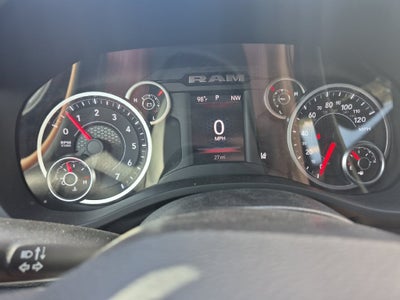 2026 RAM Ram 1500 RAM 1500 EXPRESS CREW CAB 4X2 5'7' BOX