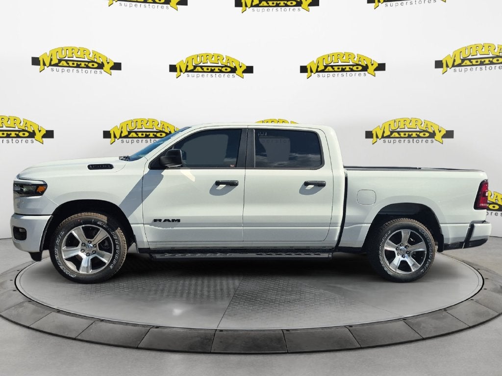 2026 RAM Ram 1500 RAM 1500 EXPRESS CREW CAB 4X2 5'7' BOX