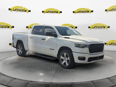 2026 RAM Ram 1500 RAM 1500 EXPRESS CREW CAB 4X2 5'7' BOX