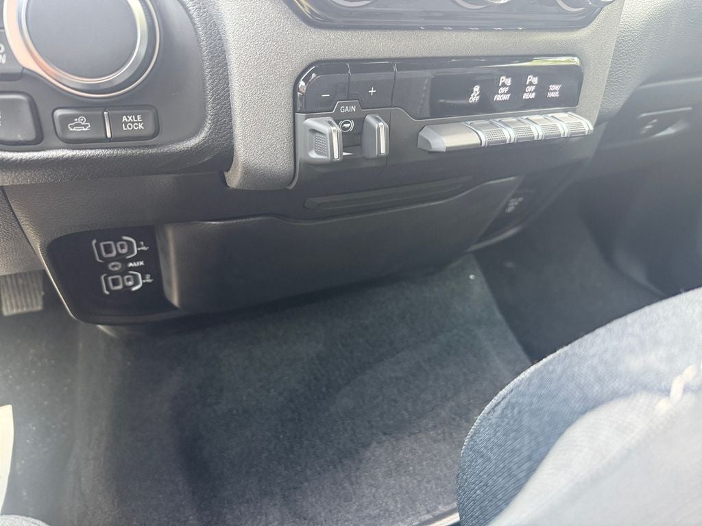 2026 RAM Ram 1500 RAM 1500 WARLOCK CREW CAB 4X4 5'7' BOX