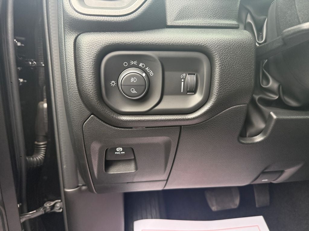 2026 RAM Ram 1500 RAM 1500 WARLOCK CREW CAB 4X4 5'7' BOX