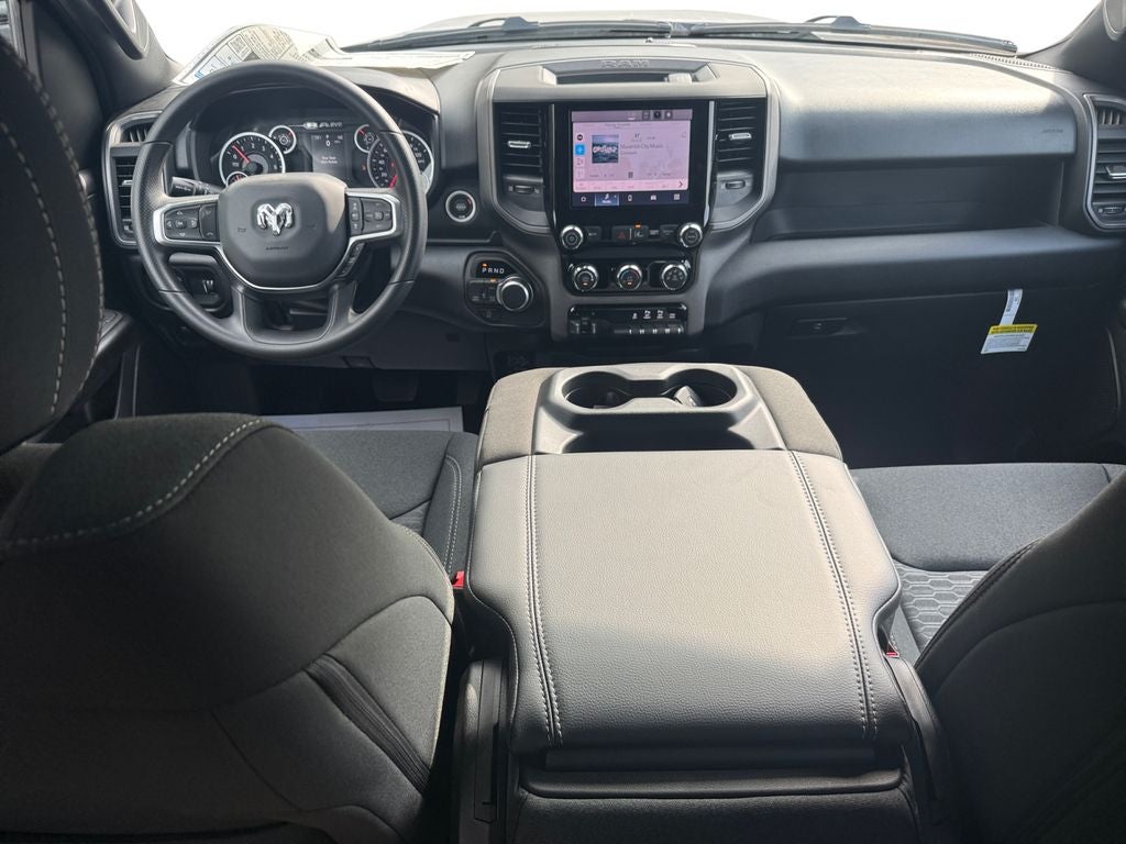 2026 RAM Ram 1500 RAM 1500 TRADESMAN CREW CAB 4X4 5'7' BOX
