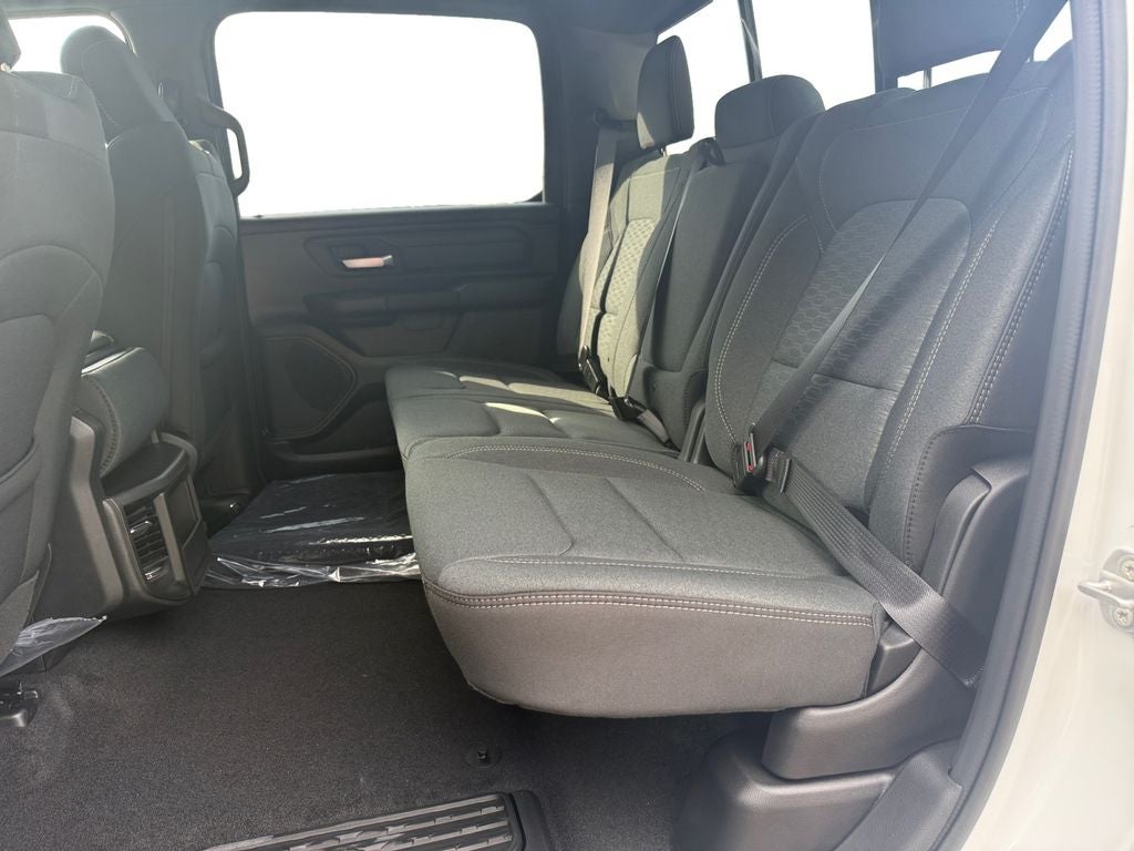 2026 RAM Ram 1500 RAM 1500 TRADESMAN CREW CAB 4X4 5'7' BOX