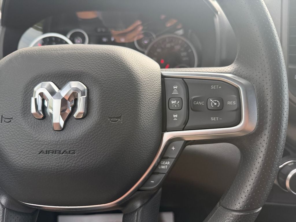 2026 RAM Ram 1500 RAM 1500 TRADESMAN CREW CAB 4X4 5'7' BOX