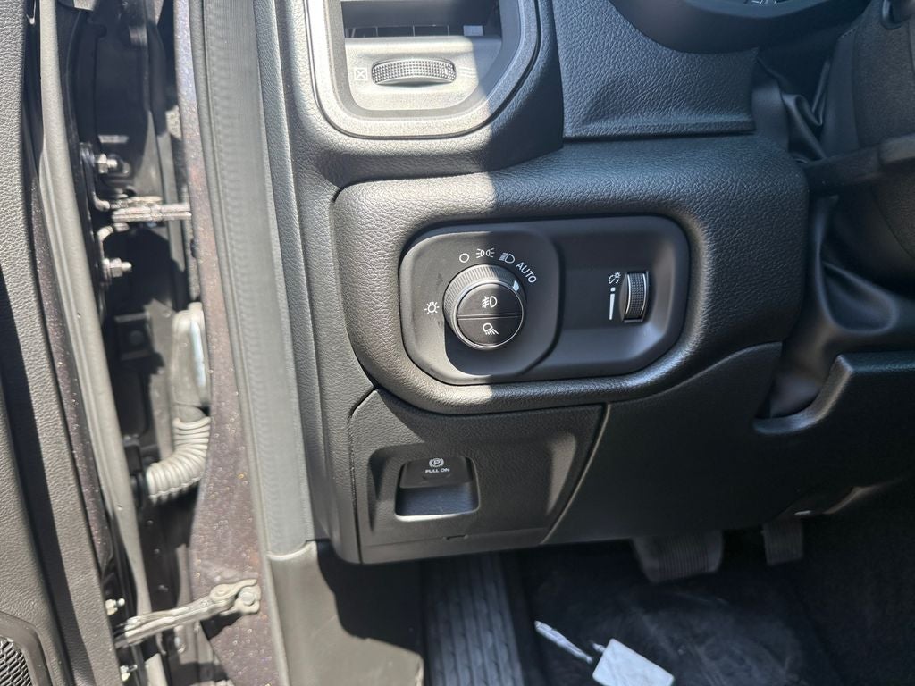 2026 RAM Ram 1500 RAM 1500 WARLOCK CREW CAB 4X4 5'7' BOX