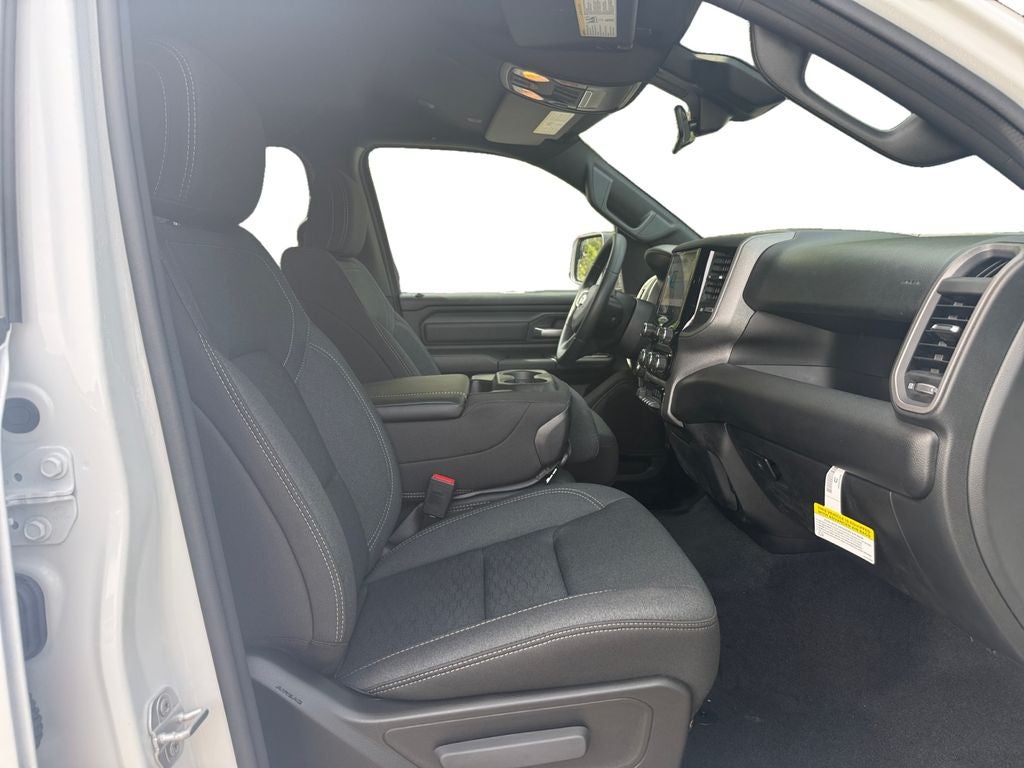 2026 RAM 1500 RAM 1500 WARLOCK CREW CAB 4X4 5'7' BOX