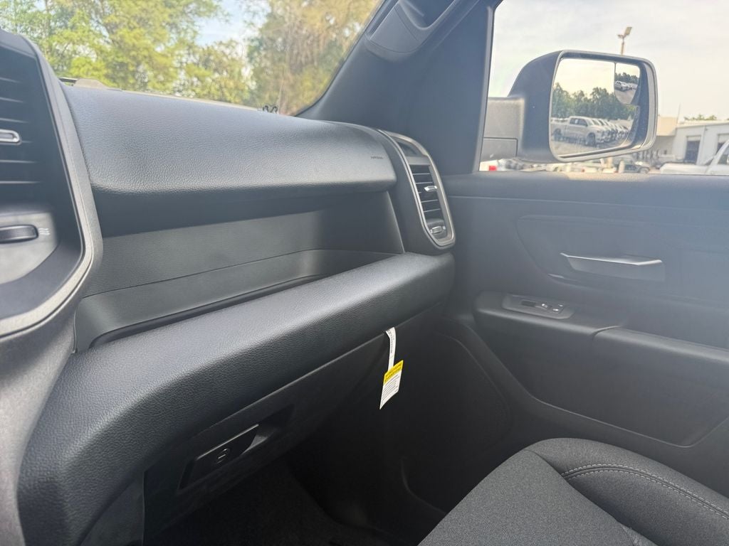 2026 RAM 1500 RAM 1500 WARLOCK CREW CAB 4X4 5'7' BOX