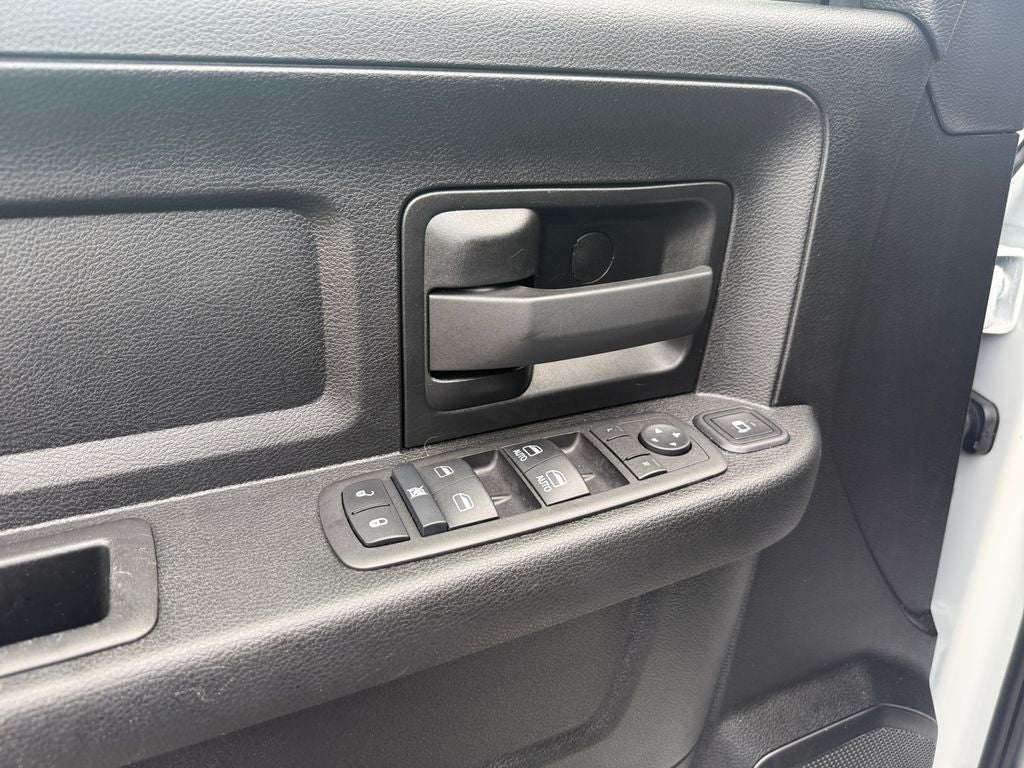 2024 RAM 2500 Tradesman Crew Cab 4x4 6'4' Box