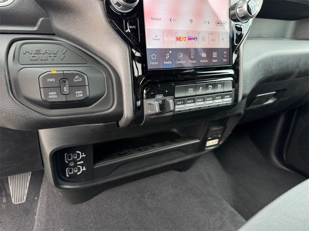 2026 RAM Ram 2500 RAM 2500 WARLOCK CREW CAB 4X4 6'4' BOX