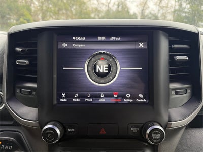 2021 RAM 2500 Tradesman Crew Cab 4x4 6'4' Box