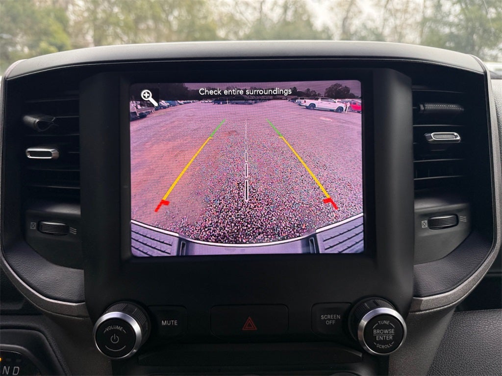 2021 RAM 2500 Tradesman Crew Cab 4x4 6'4' Box